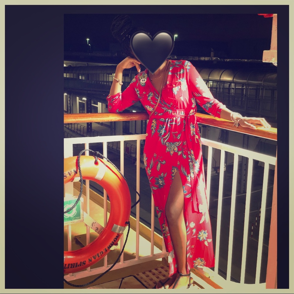 Long red dress with open split
